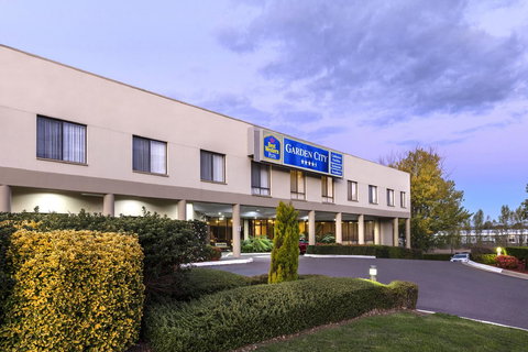 Garden City Hotel, Best Western Signature Collection - Foster Accommodation 2