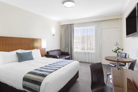 Garden City Hotel, Best Western Signature Collection - Foster Accommodation 1
