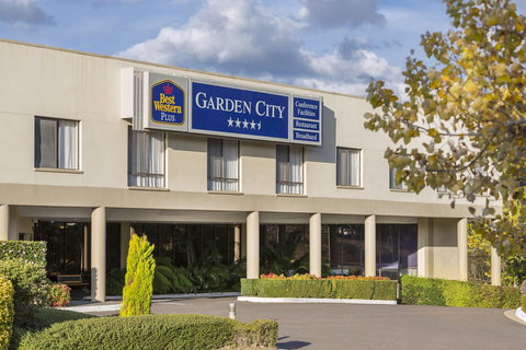 Garden City Hotel, Best Western Signature Collection - Foster Accommodation 12