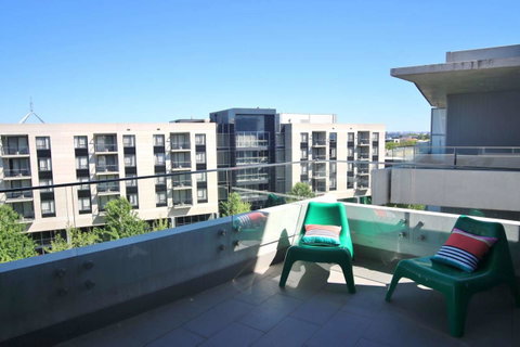 Realm Park 39 Barton ACT - Foster Accommodation 5