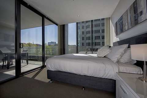 Manhattan 303 Canberra City ACT - Foster Accommodation 32