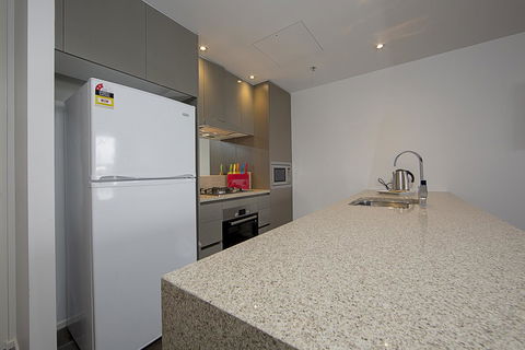 Manhattan 303 Canberra City ACT - Foster Accommodation 14