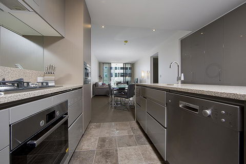 Manhattan 303 Canberra City ACT - Foster Accommodation 34