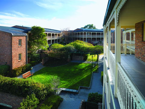 Adina Serviced Apartments Canberra Kingston - Foster Accommodation 13