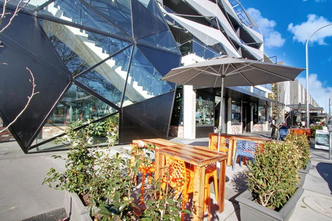 IQ Smart Apartments 704 Braddon ACT - Foster Accommodation 0