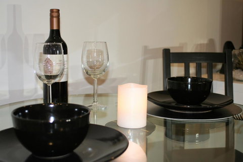 Modern Executive Apt@Barton*1BR*WiFi*Gym*Secure Parking*Canberra - Foster Accommodation 11