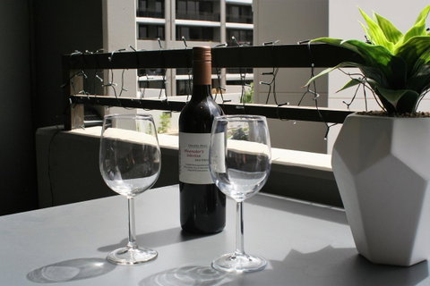 Modern Executive Apt@Barton*1BR*WiFi*Gym*Secure Parking*Canberra - Foster Accommodation 9