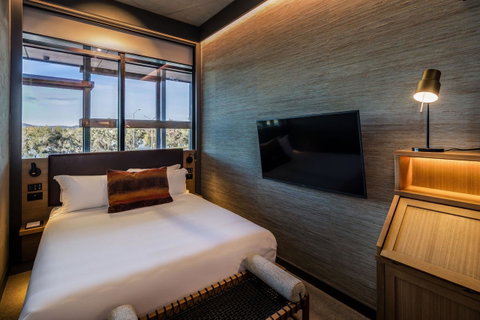 Ovolo Nishi - Foster Accommodation 11