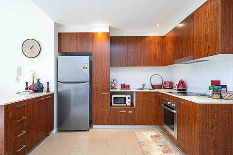 Spacious 1BR Stylish New Acton Apartment +Parking - Foster Accommodation 16