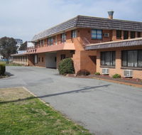Canberra Lyneham Motor Inn - Foster Accommodation