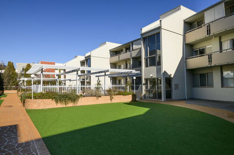 Accommodate Canberra - The Summit - Foster Accommodation 3