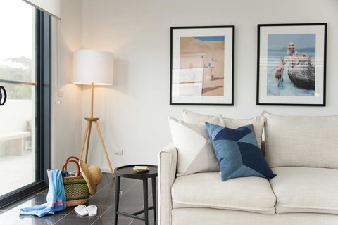 Mollymook Beachfront Penthouse 9 - Foster Accommodation 8