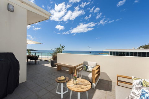 Mollymook Beachfront Penthouse 9 - Foster Accommodation 9