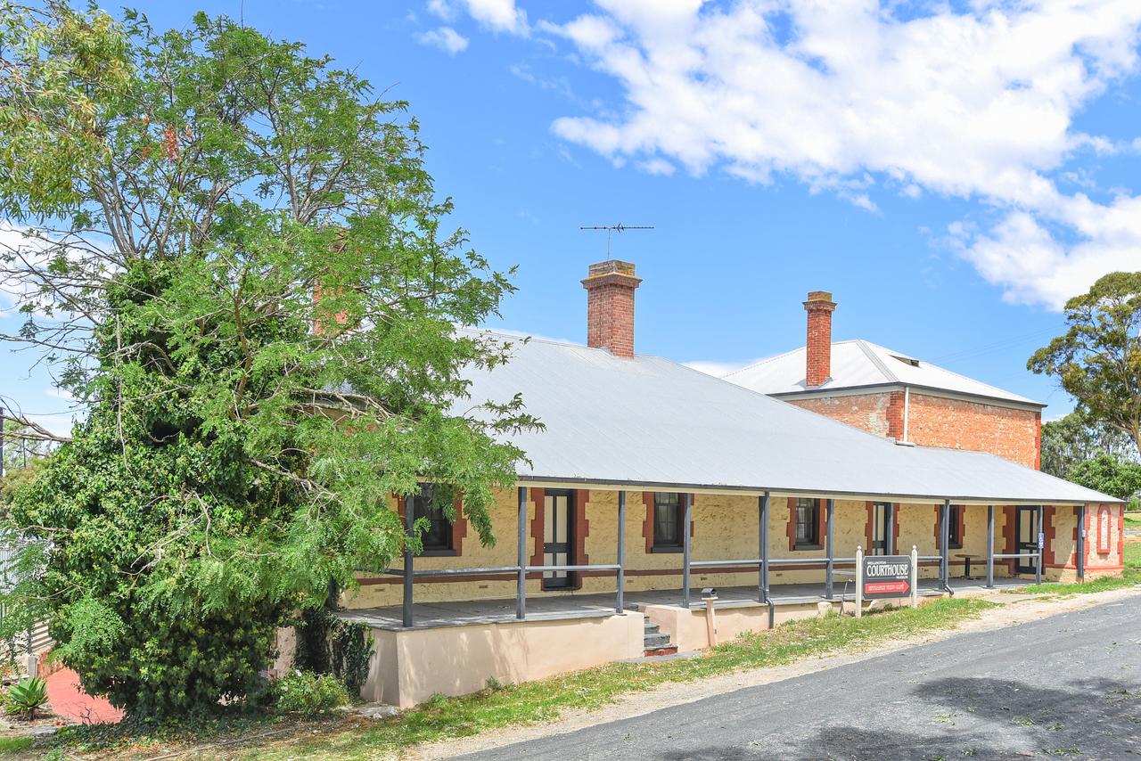 Apamurra SA Foster Accommodation