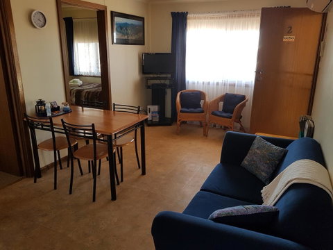 Windana Cottages - Foster Accommodation 3