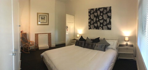 Cowan Street Bungalow - Foster Accommodation 3