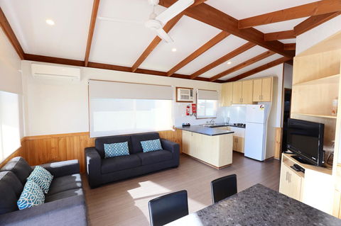 Discovery Parks - Robe - Foster Accommodation 5