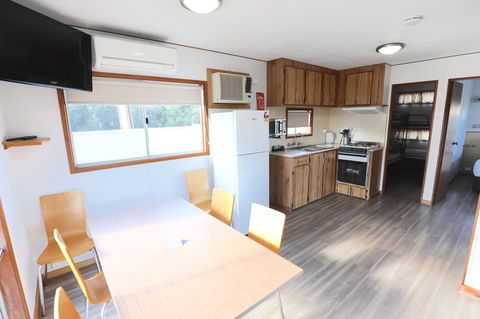 Discovery Parks - Robe - Foster Accommodation 33