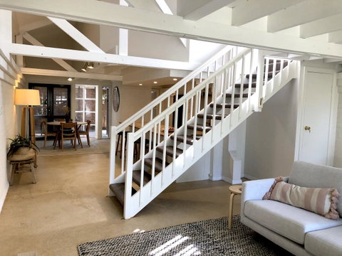 The Loft - Beautiful Central Barossa Apartment - Foster Accommodation 2