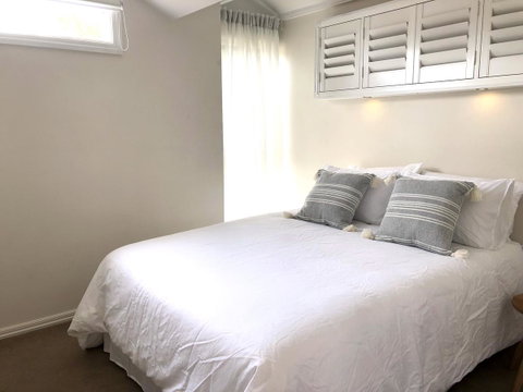 The Loft - Beautiful Central Barossa Apartment - Foster Accommodation 10