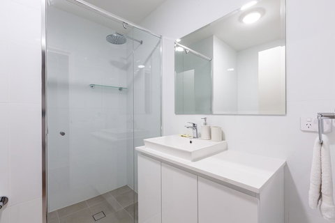 Bluewater Apartments - Foster Accommodation 16