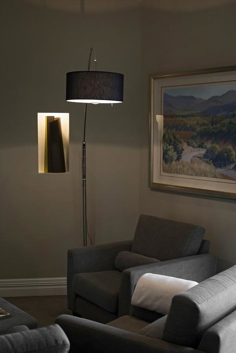 The Louise - Foster Accommodation 10