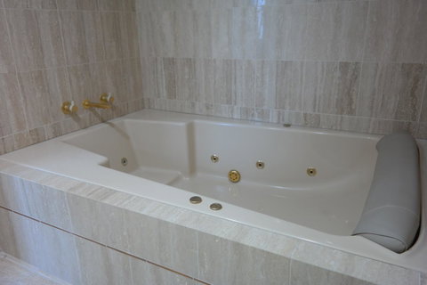 Pacific Bay Resort - Foster Accommodation 23