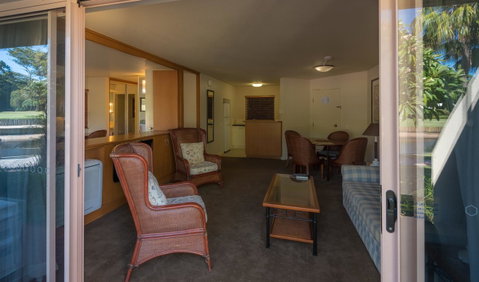 Pacific Bay Resort - Foster Accommodation 33