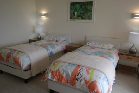 Pacific Bay Resort - Foster Accommodation 16