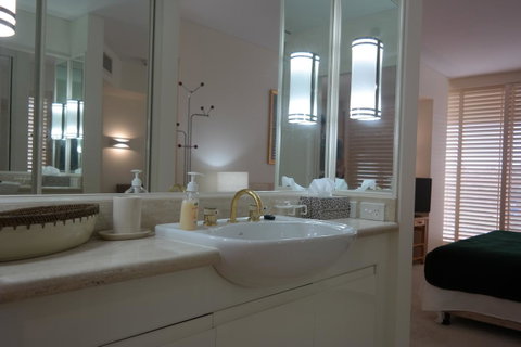Pacific Bay Resort - Foster Accommodation 17