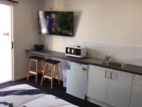 Port Lincoln Shark Apartment 1 - Foster Accommodation 11