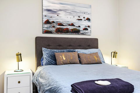 Ainslie Roberts Drive Retreat - Foster Accommodation 6
