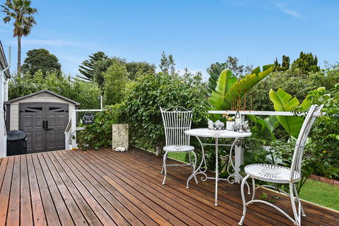 Ainslie Roberts Drive Retreat - Foster Accommodation 8