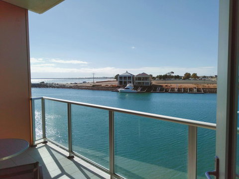 Wallaroo Marina Executive Apartments - Foster Accommodation 0