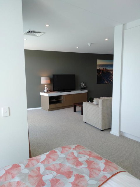 Wallaroo Marina Executive Apartments - Foster Accommodation 3
