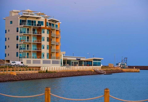 Wallaroo Marina Luxury Apartment - Foster Accommodation 1