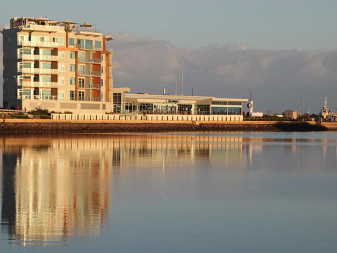 Wallaroo Marina Luxury Apartment - Foster Accommodation 3