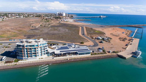 Wallaroo Marina Luxury Apartment - Foster Accommodation 22