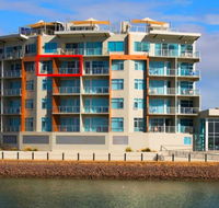 Wallaroo Marina Luxury Apartment - Foster Accommodation