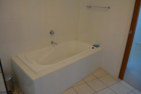 Wallaroo Marina Luxury Apartment - Foster Accommodation 24