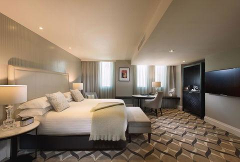 Mayfair Hotel - Foster Accommodation 14