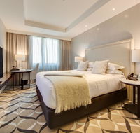 Mayfair Hotel - Foster Accommodation