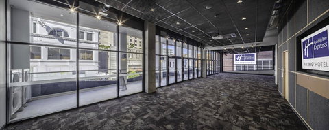 Holiday Inn Express Adelaide City Centre, An IHG Hotel - Foster Accommodation 39