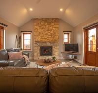 Lucy's Cottage - Foster Accommodation