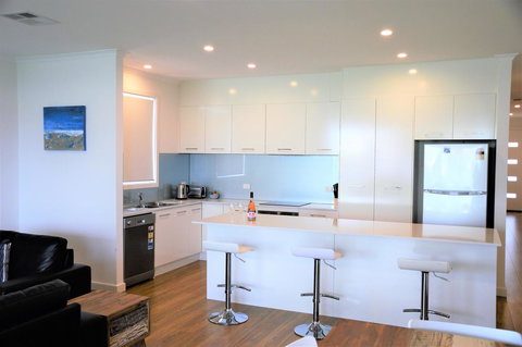 Eastern Breeze - Foster Accommodation 1