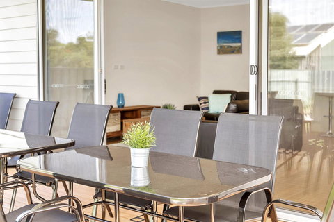 Eastern Breeze - Foster Accommodation 27