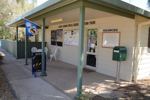 Discovery Parks - Roxby Downs - Foster Accommodation 23
