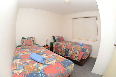 Discovery Parks - Roxby Downs - Foster Accommodation 3