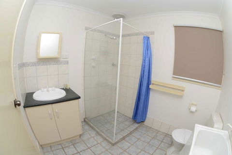 Discovery Parks - Roxby Downs - Foster Accommodation 2