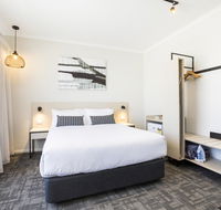 Nightcap at Finsbury Hotel - Foster Accommodation